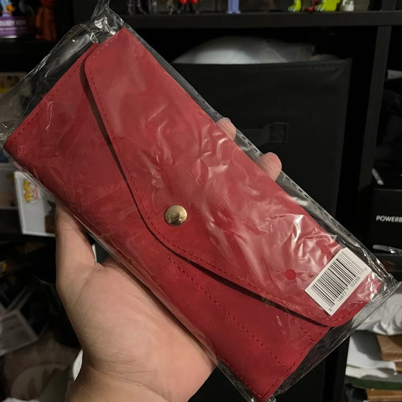 LUXIE makeup brushes - Picture 3 of 3